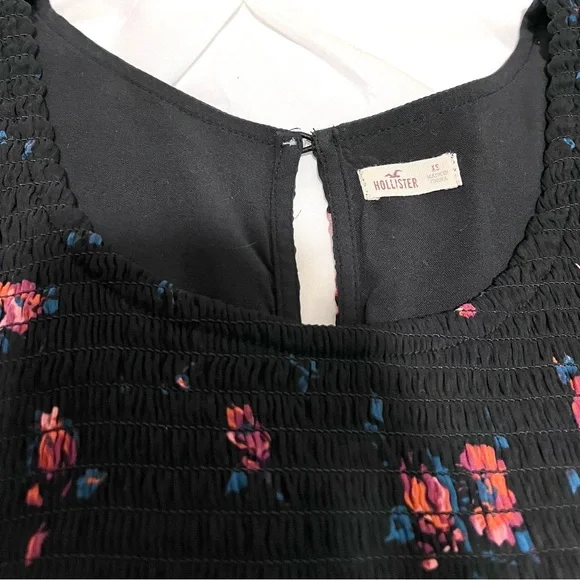 Hollister Black Floral Flutter Sleeved Dress, Size XS, Excellent! - Picture 5 of 11